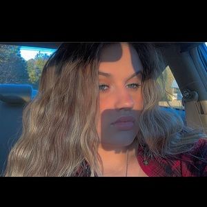 Meet your Posher, Kassie